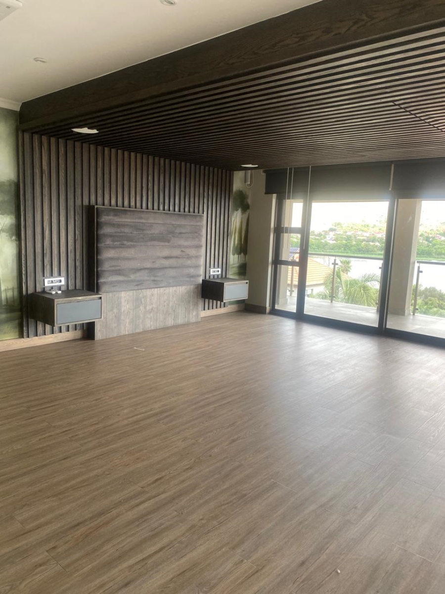 6 Bedroom Property for Sale in Birdwood Estate North West